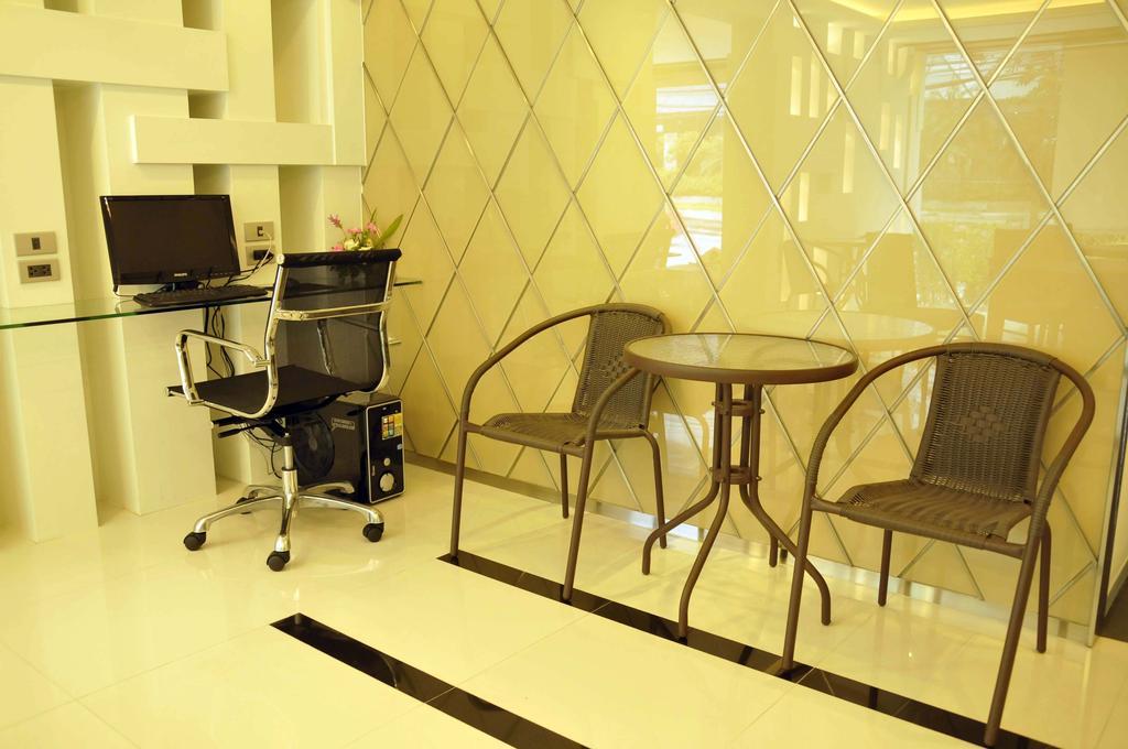The Moonite Boutique Hotel 방콕 외부 사진